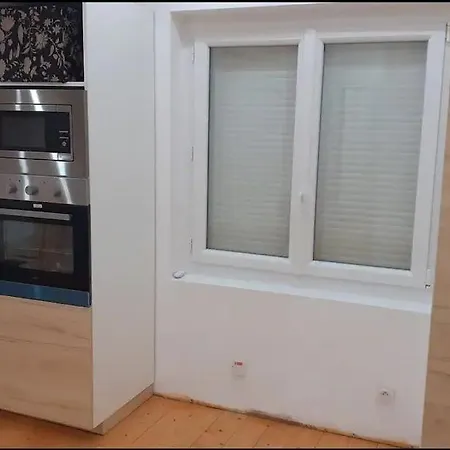 La Joie Dans Quartier Chic 아파트 *